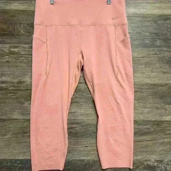 Nike Pants - Nike Peach Women’s Leggings Size 2XL